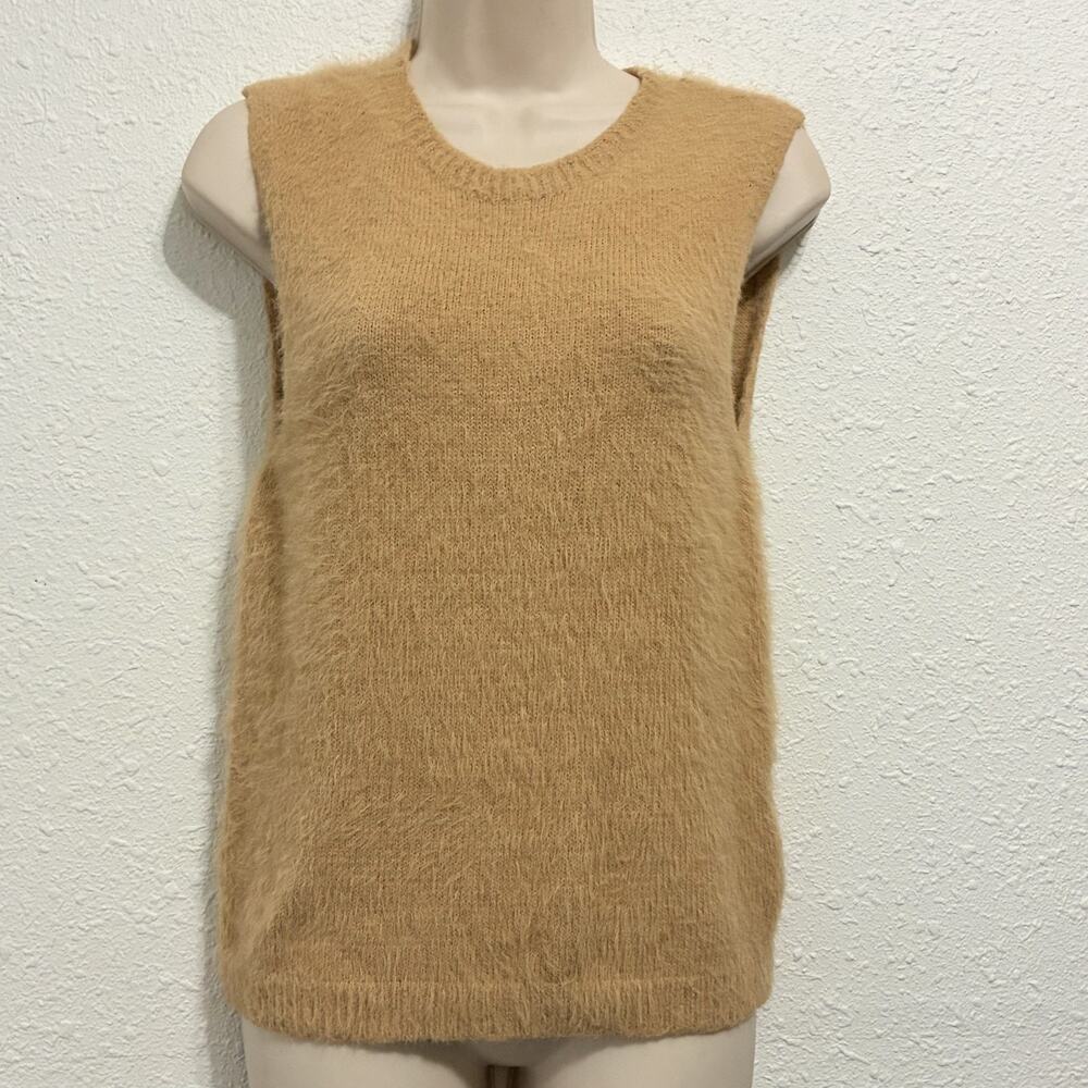 Vero Moda Womens Camel Tan Soft Fuzzy Knit Sweater Vest Sleeveless Pullover Sz L